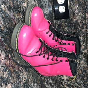 Pink dr martins